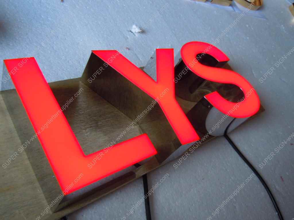 Frontlit LED letters